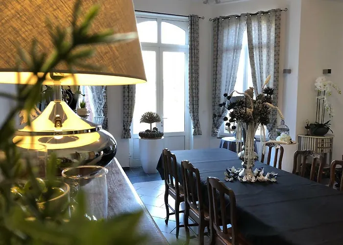 Hotel Le Carre Des Arts Le Cateau-Cambresis